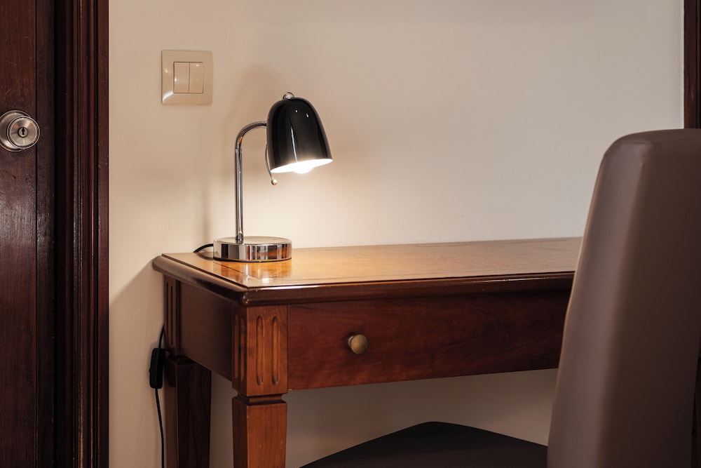 Double or Twin Room - Photo 3