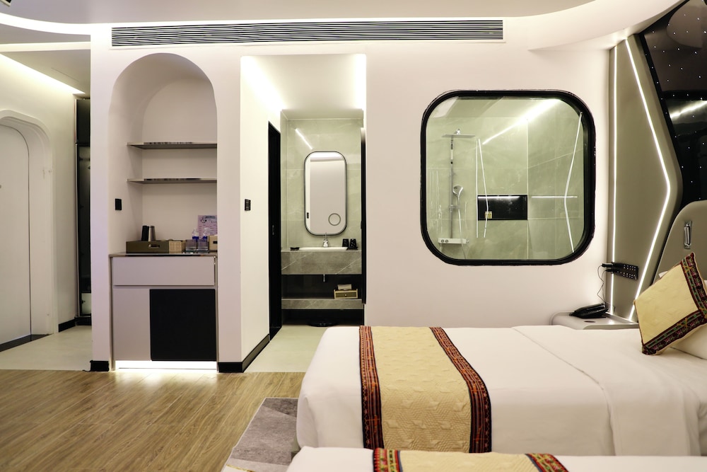 Twin Room - Photo 3