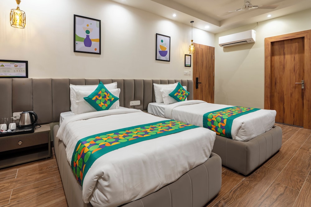 Deluxe Double Room photo 2