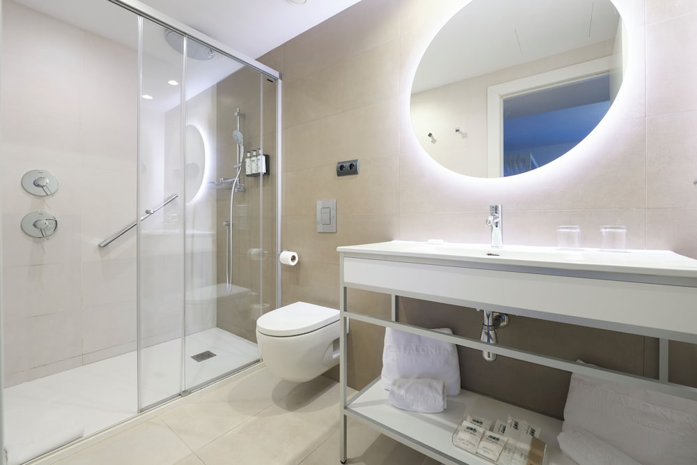 Superior Double Room Single Use, Sea View - Photo 5