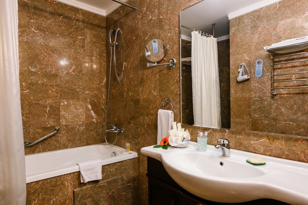 Standard Classic Twin Room, City View photo 3