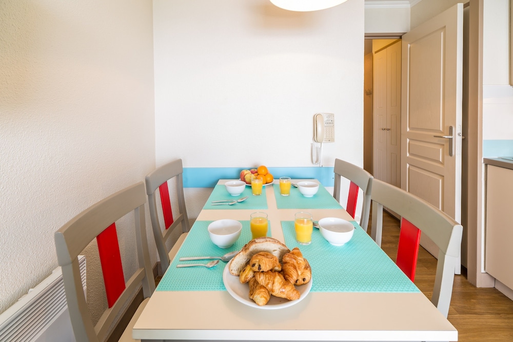 Apartment 4 people - 1 bedroom - Sea view - Air-conditioned - Terrace or balcony - Photo 4