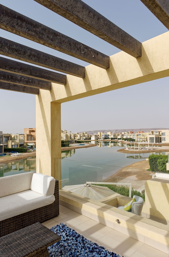 Elite Villa photo 3
