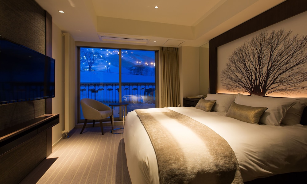 Deluxe Onsen Suite - Hirafu View photo 2