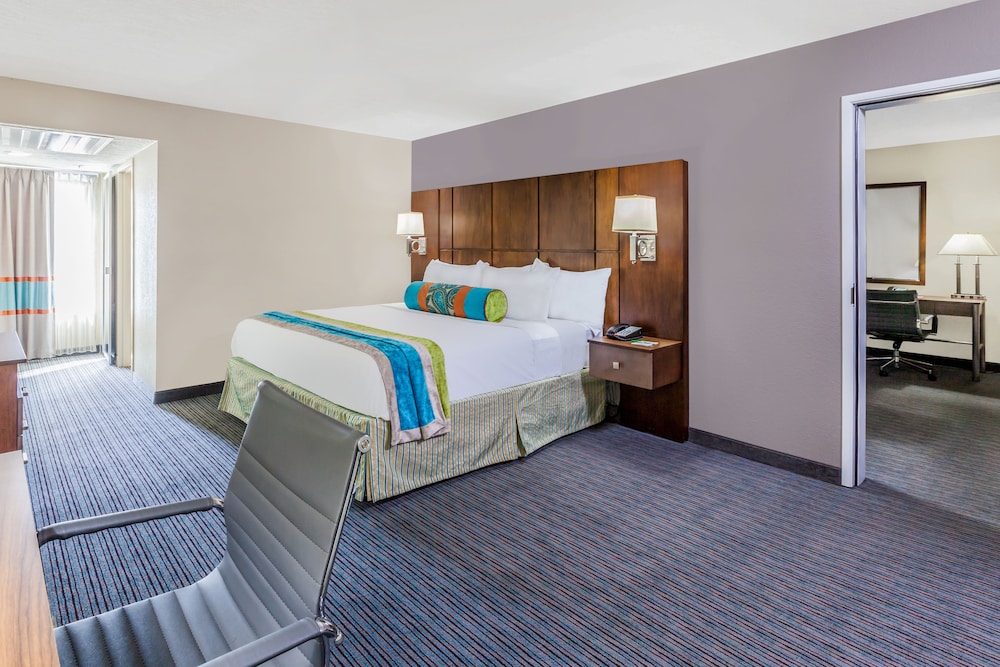 Suite, 2 Queen Beds