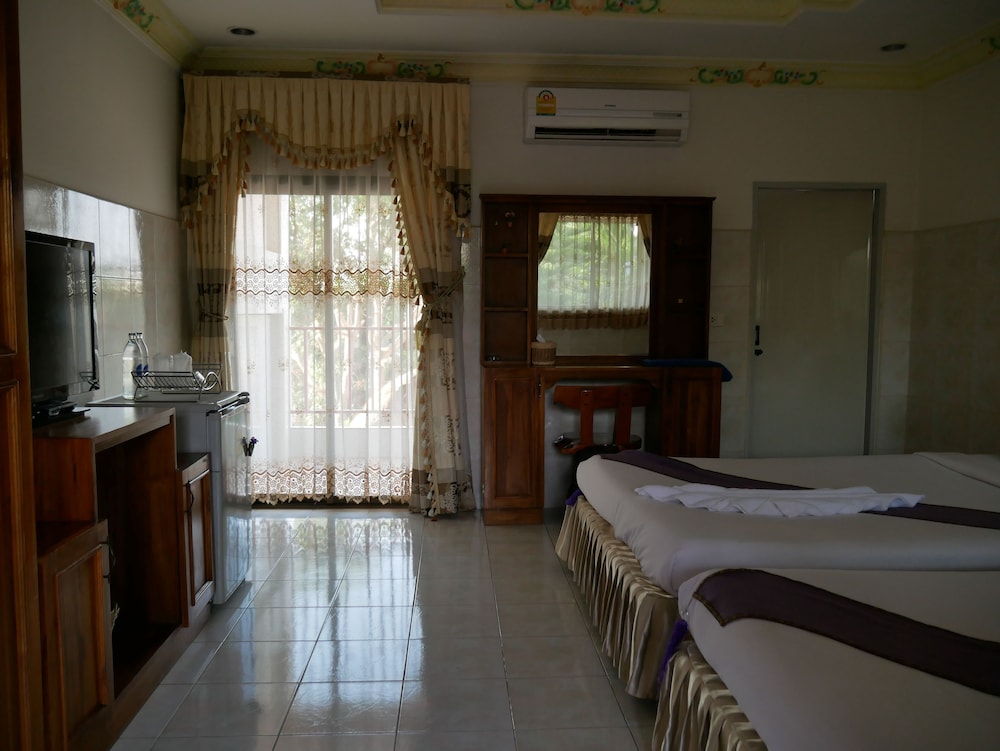 Standard Twin Room photo 2