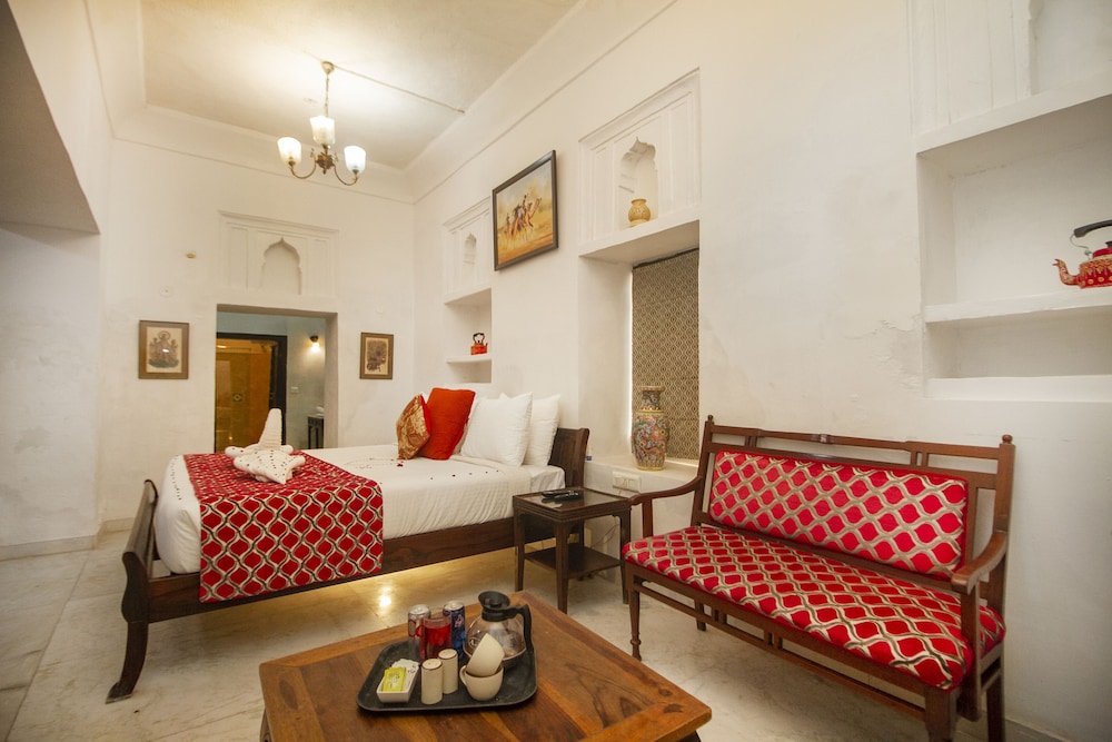 Heritage Room - Photo 9