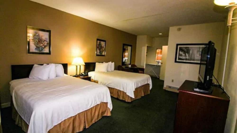 Premium Double Room, 2 Double Beds photo 2