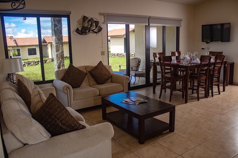 Deluxe Duplex (Villa Doble)