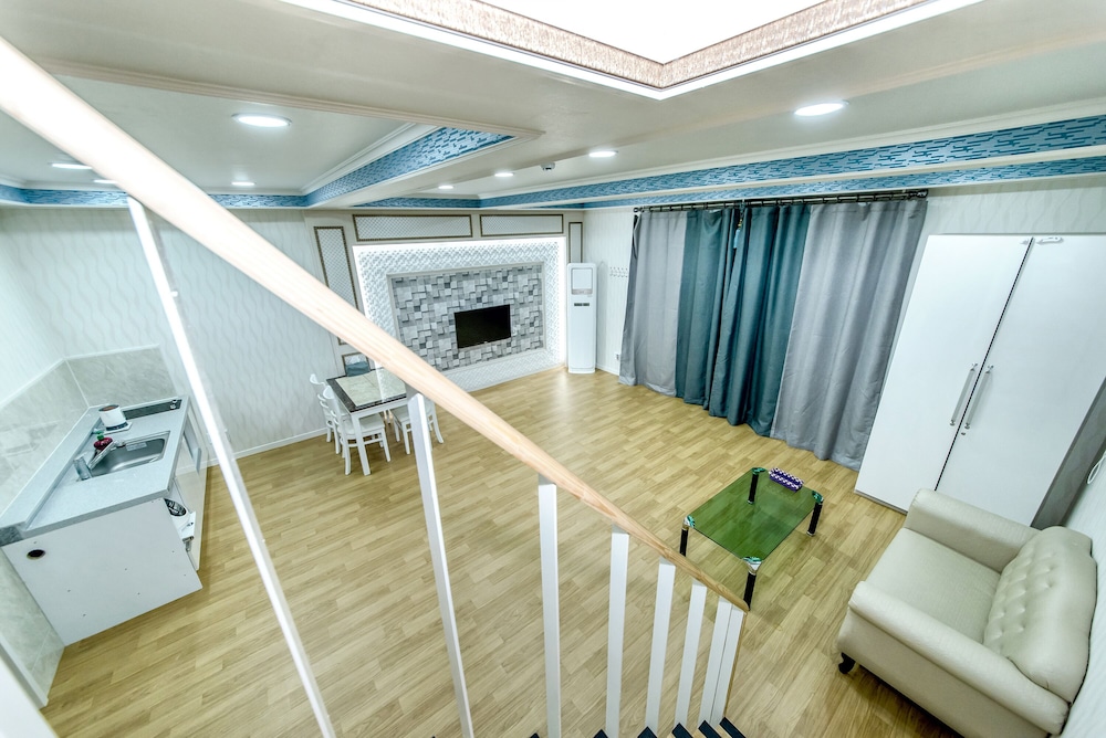 45 villa photo 1