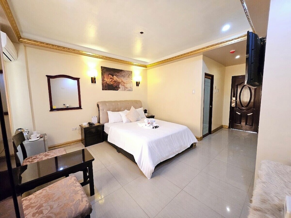 Executive Room, 1 Queen Bed photo 2