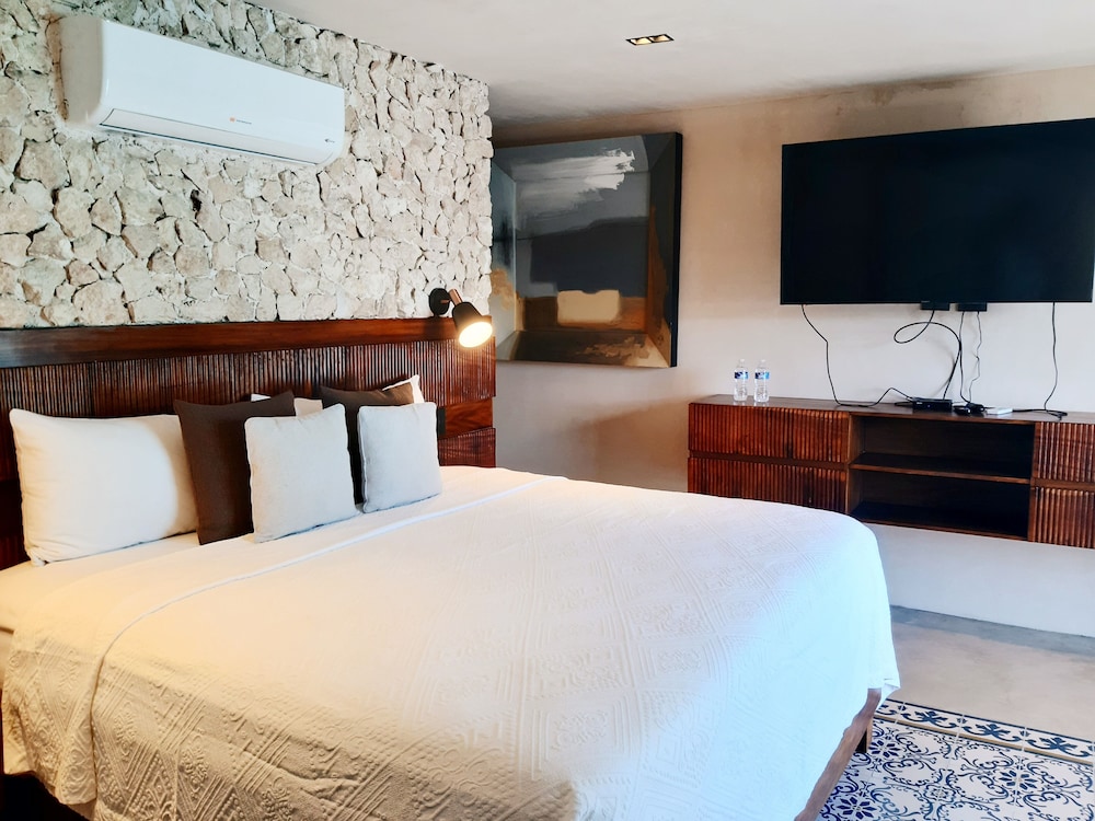 Junior Room, Private Bathroom, City View photo 1