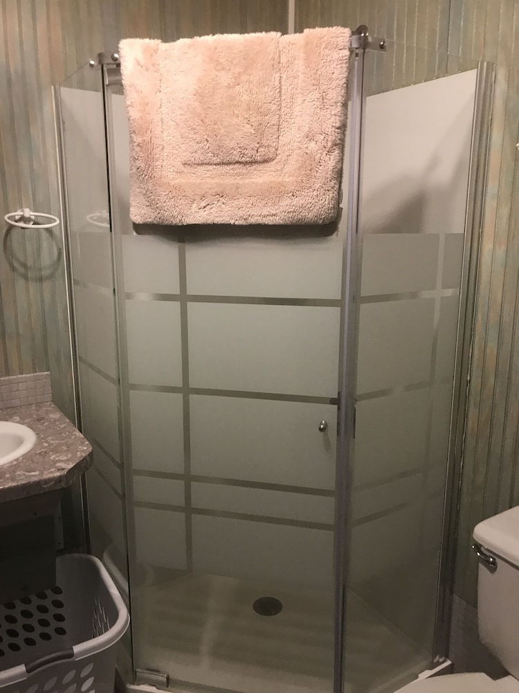 Deluxe Suite photo 2