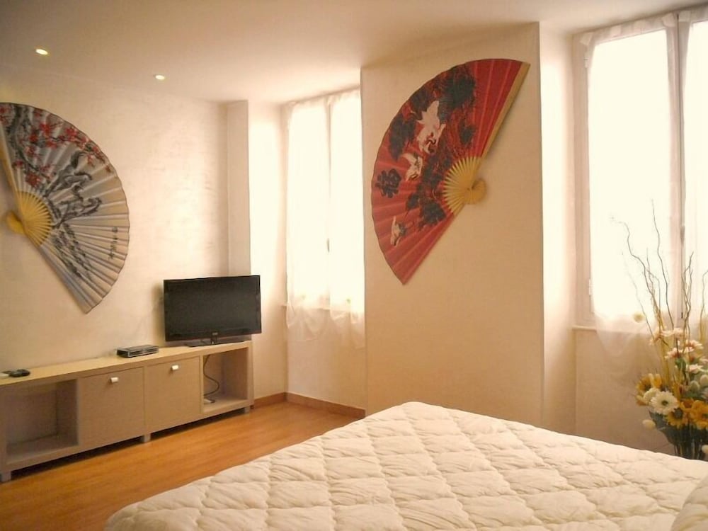 Triple Room - Photo 19