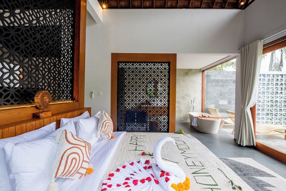 One Bedroom Private Pool Villa with Valley View - Photo 22