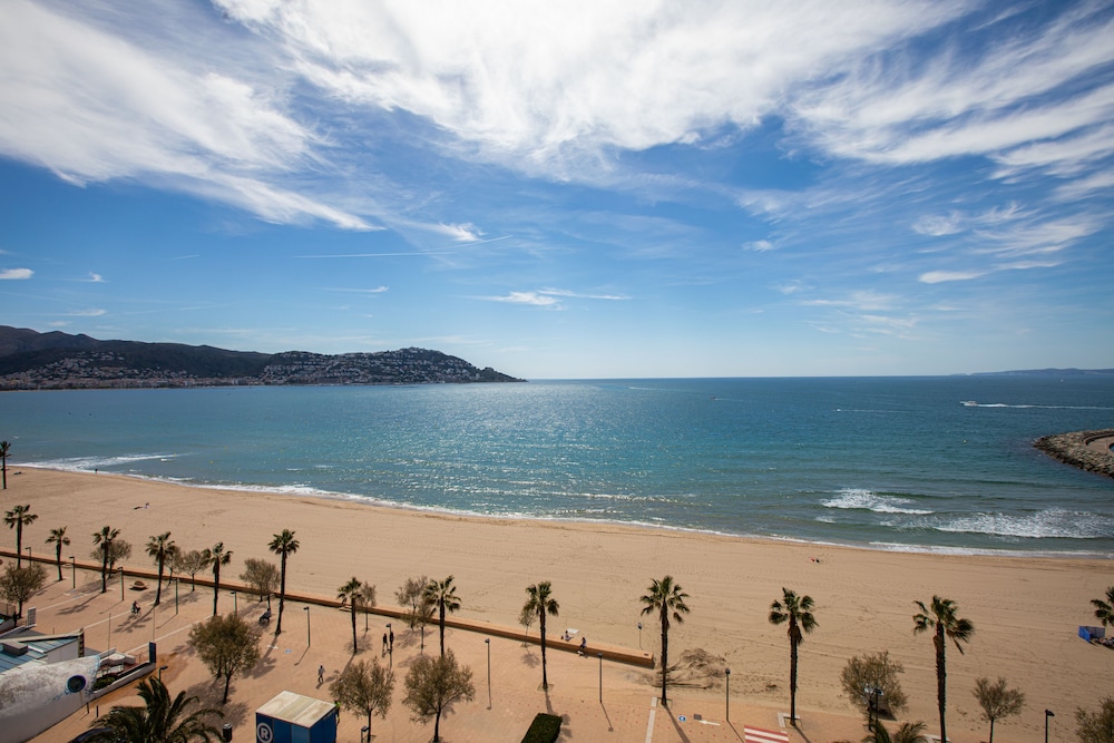 Triple Room, Sea View, Sea Facing (2 + 1) - Photo 11