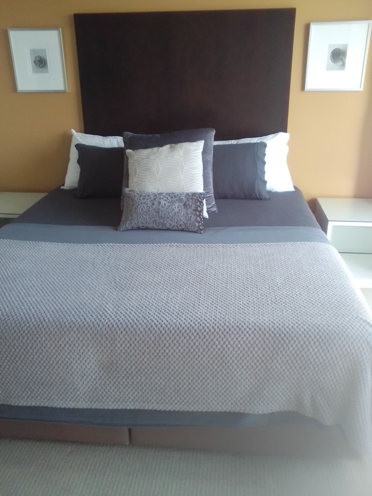 Family Apartment, Multiple Beds, Non Smoking, Balcony photo 1