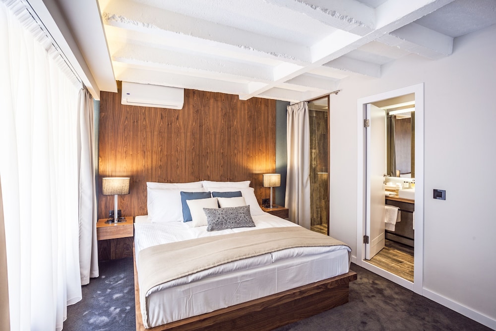 Royal Suite photo 1