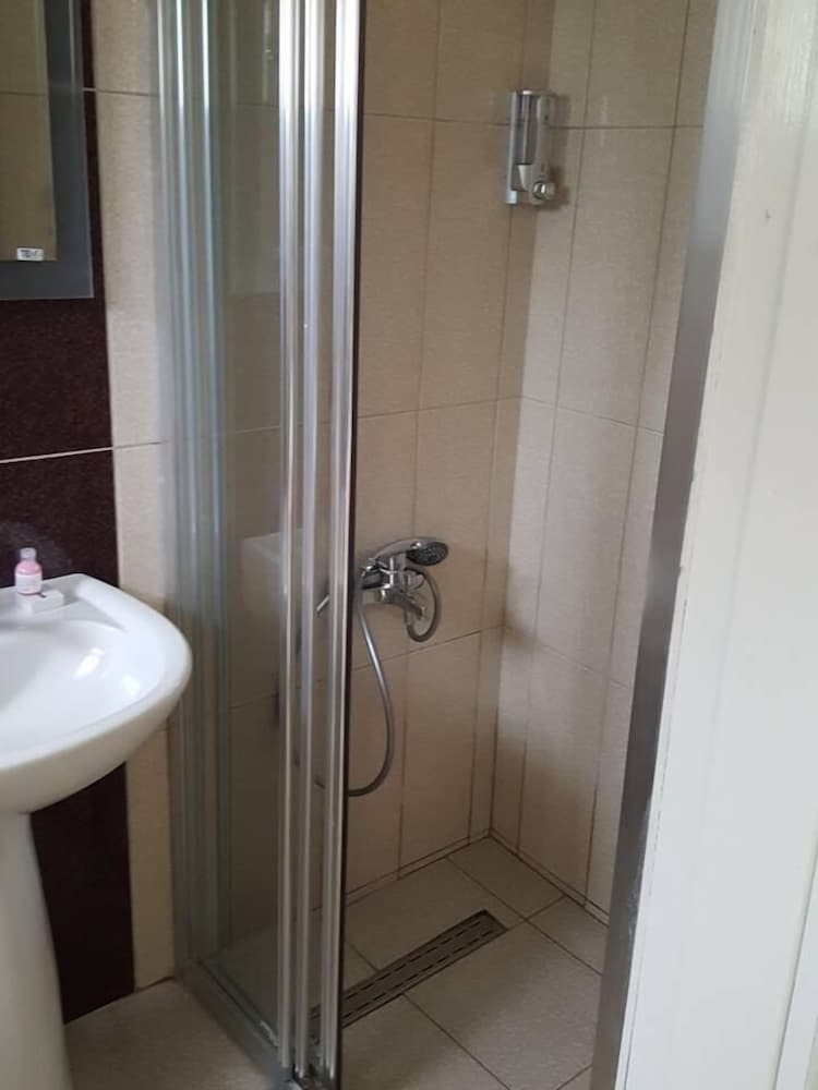 Standard Room photo 2