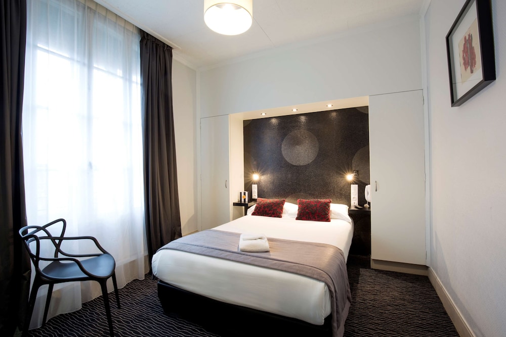 Chambre Confort, Double Bed Only. photo 3