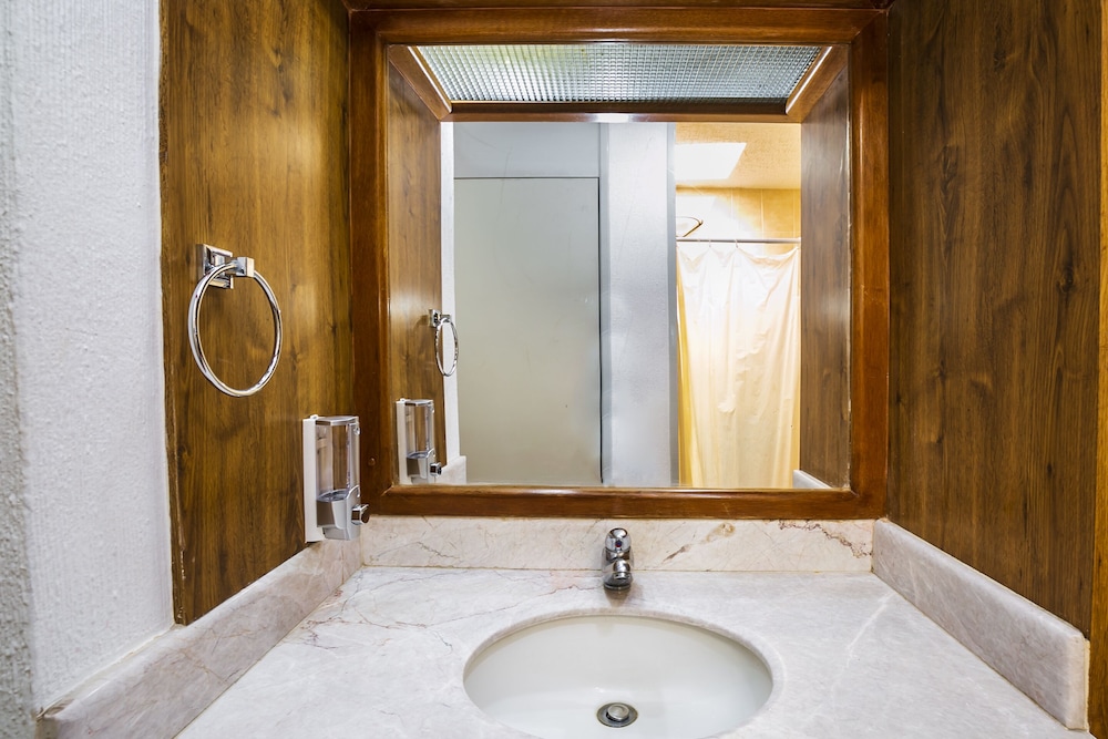 Superior Room - Photo 7