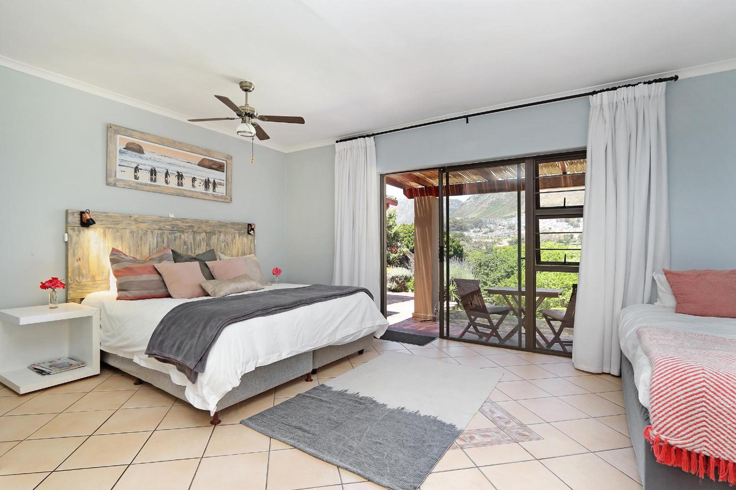 Family Room with Garden View photo 1