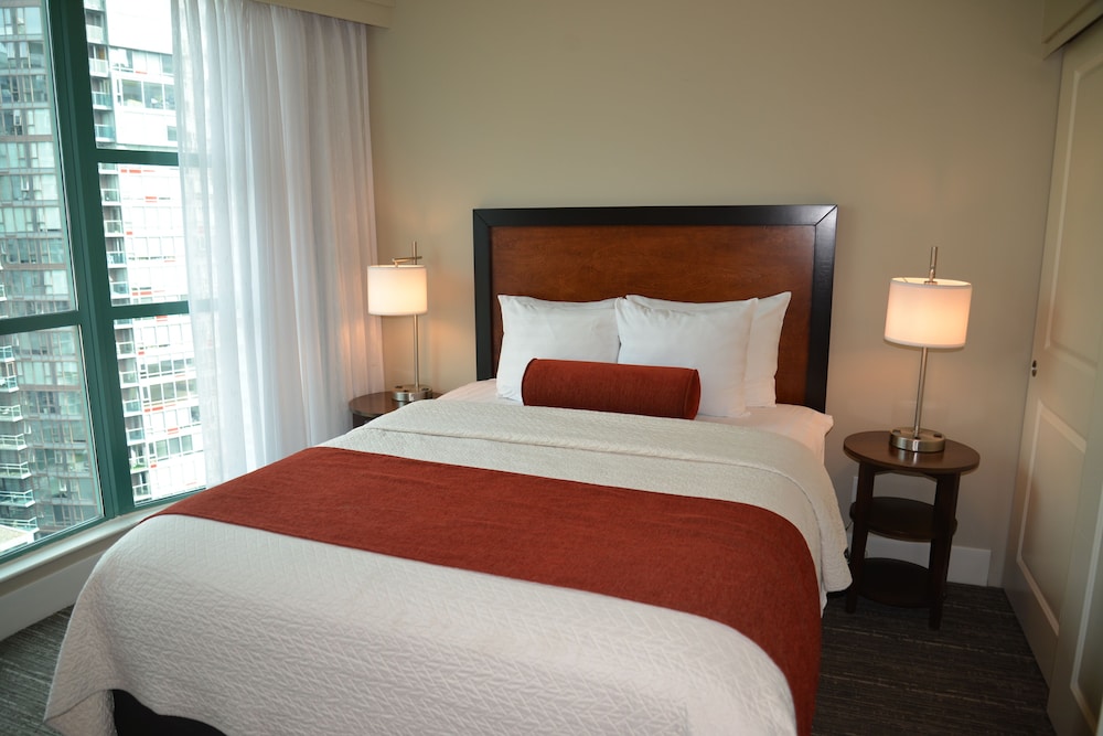Condo, 2 Bedrooms, Kitchenette