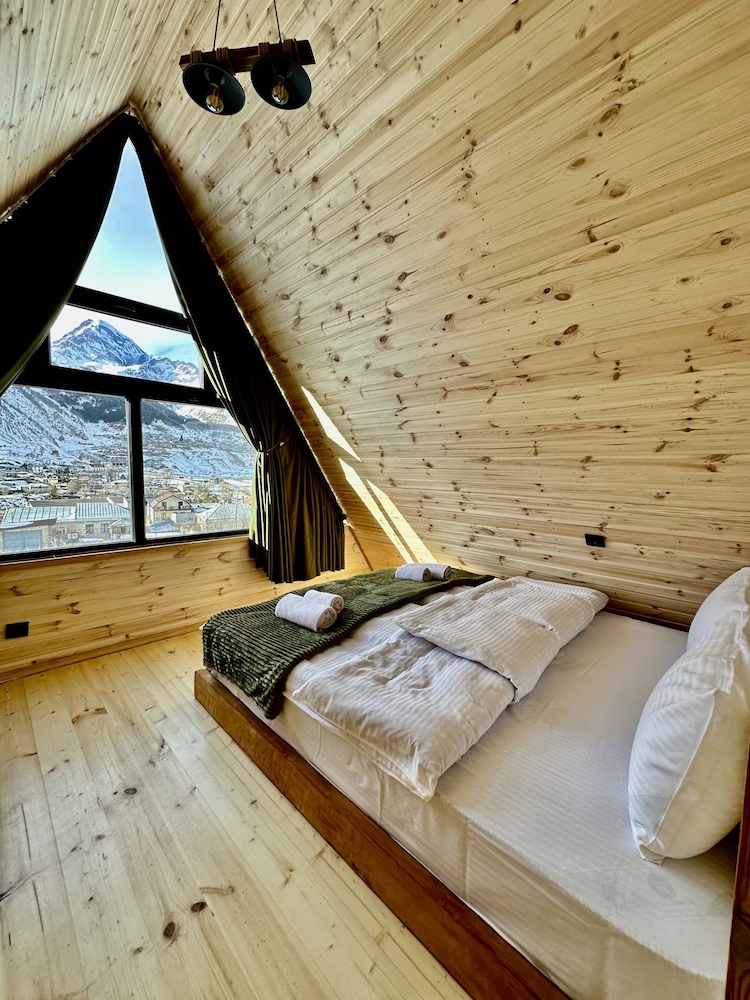 Luxury Cottage, 2 Bedrooms, Garden View photo 2