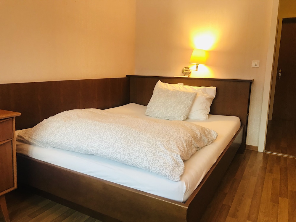 Double Room (Small)