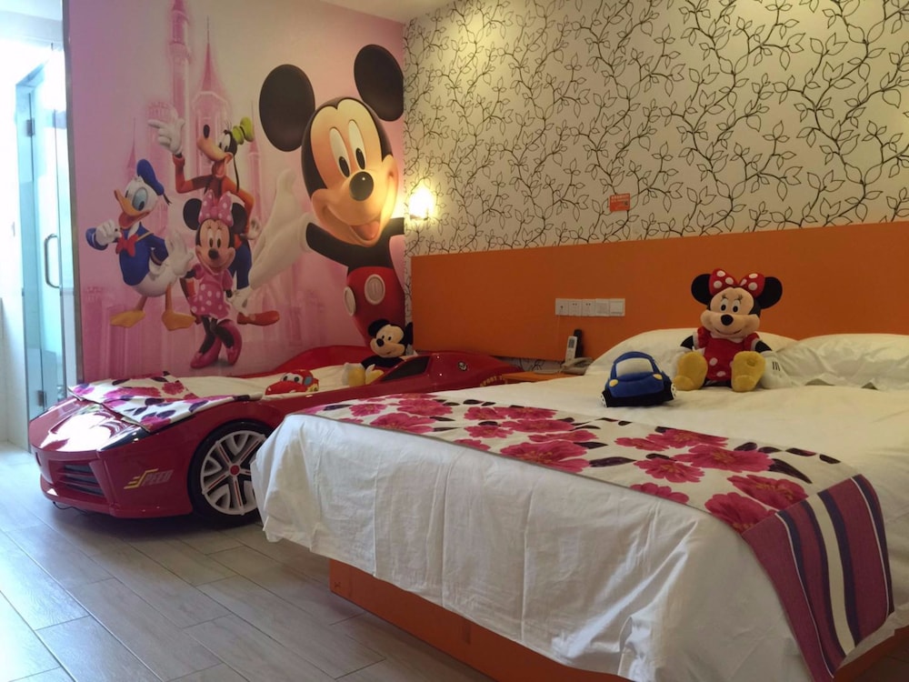 Themed Family Room