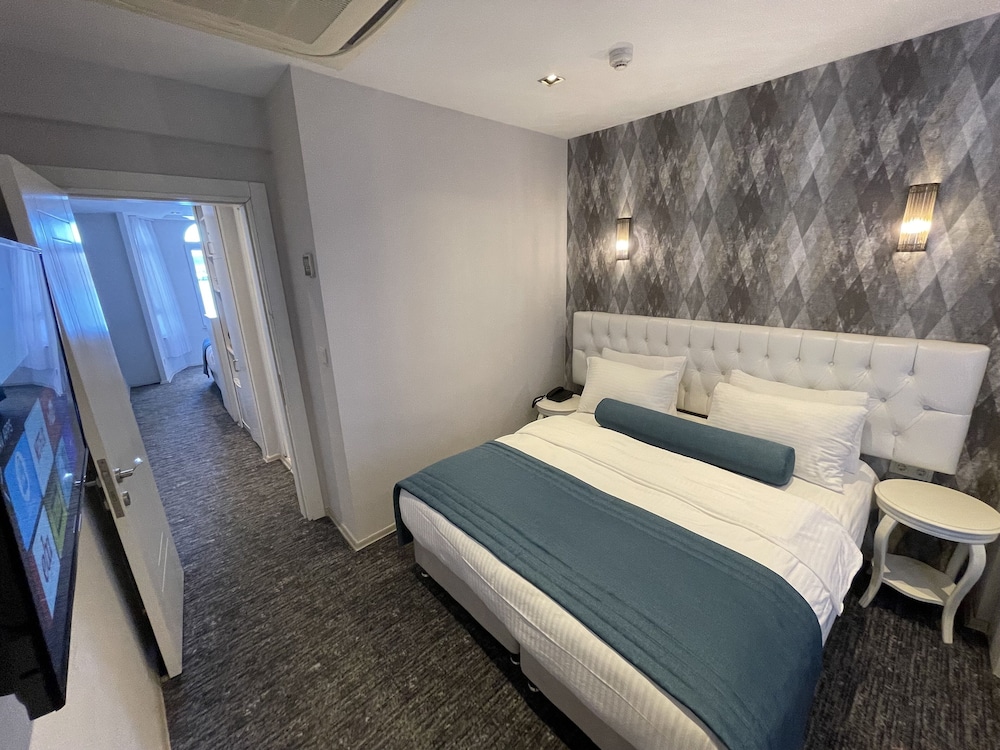 Superior Triple Room photo 1