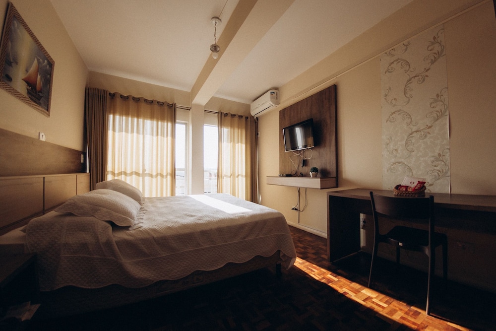 Standard Double or Twin Room photo 1