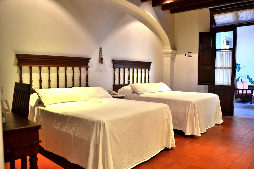 Executive Suite photo 2