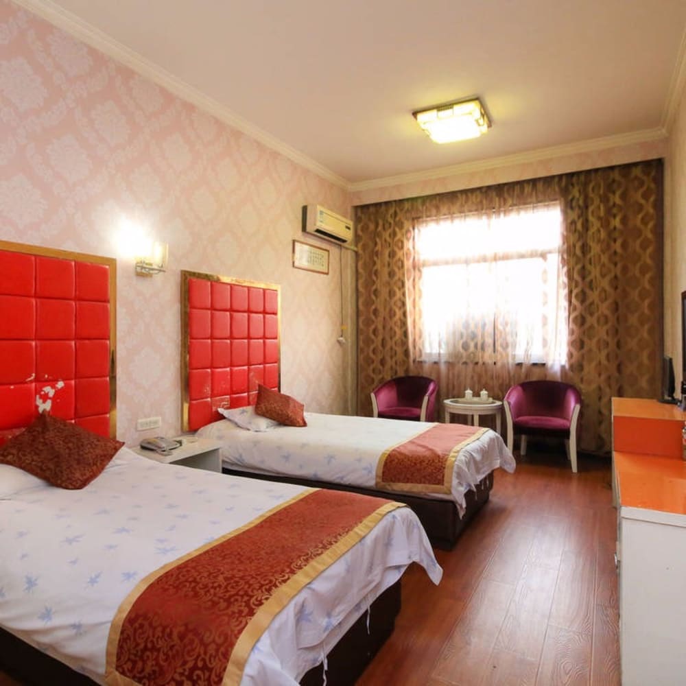 Deluxe Twin Room photo 3