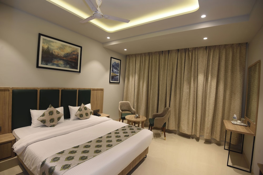 Deluxe Room, City View photo 1