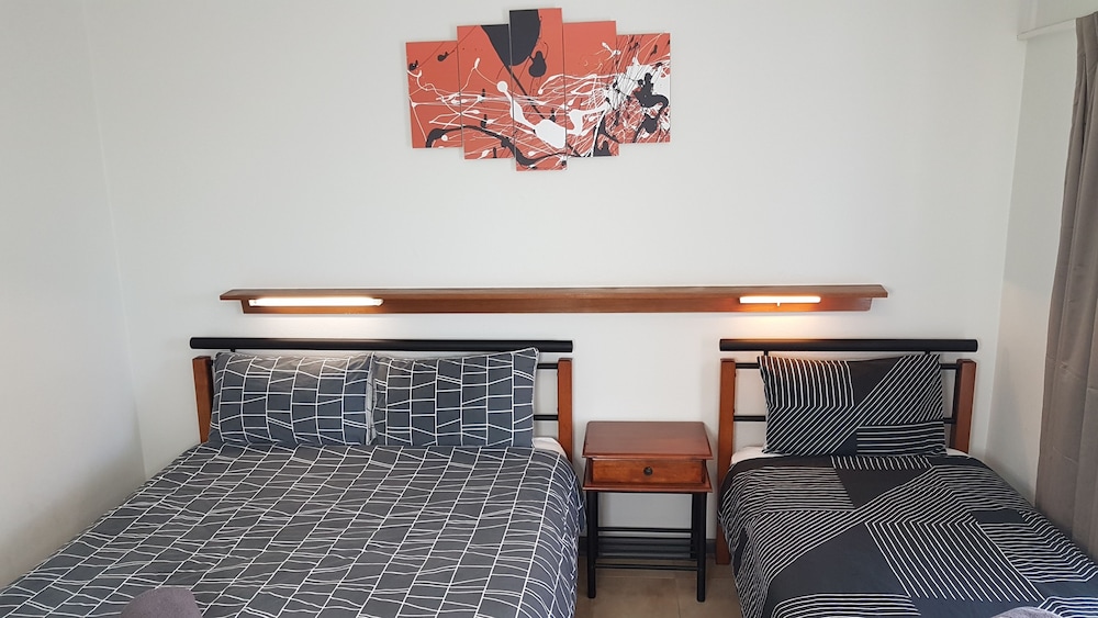 Standard Twin Room, Multiple Beds photo 1