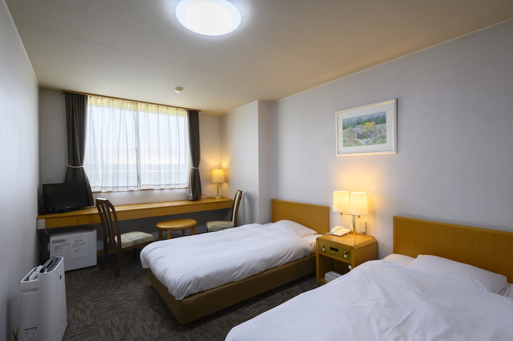 Twin Room, Non Smoking - Photo 4