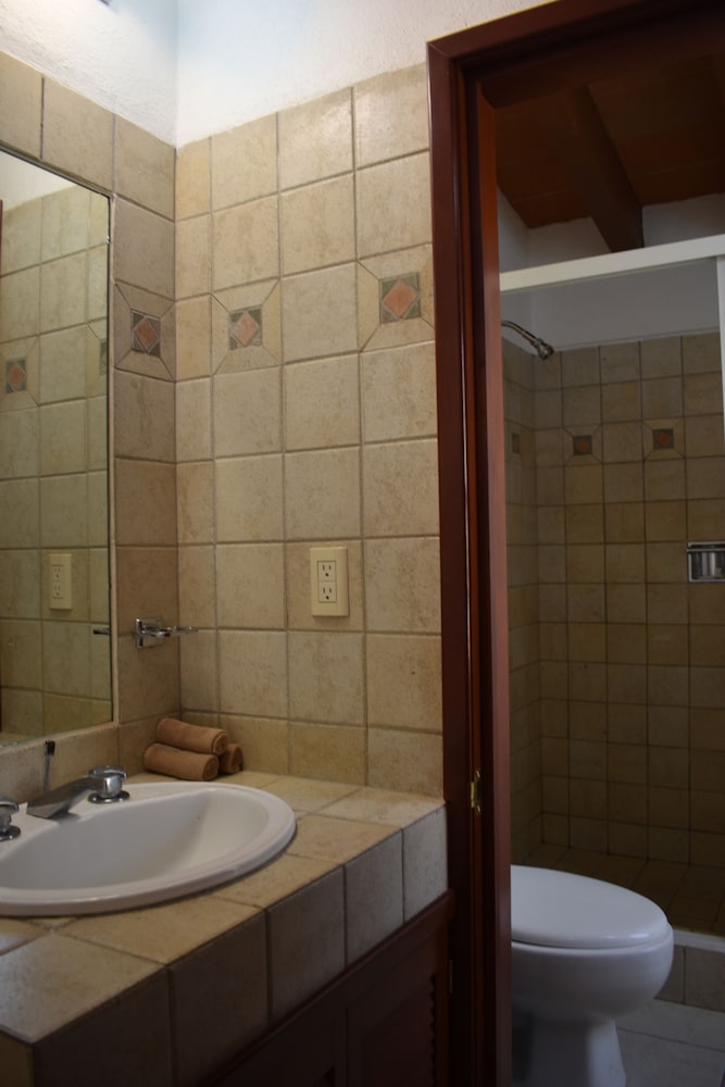 Deluxe House, 2 Bedrooms photo 2