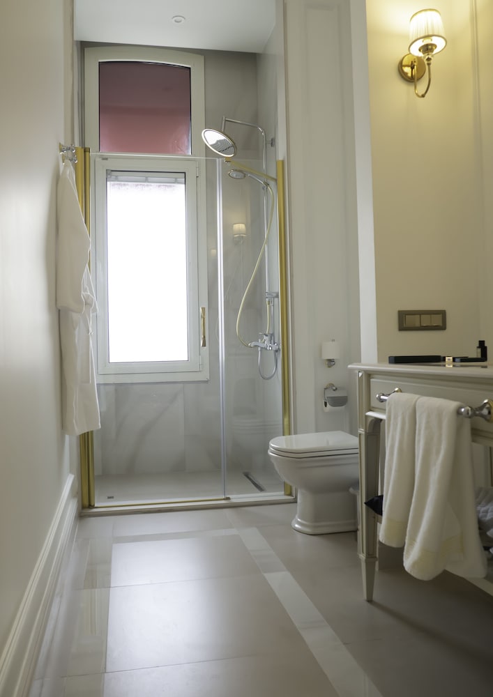 Junior Suite - Photo 7