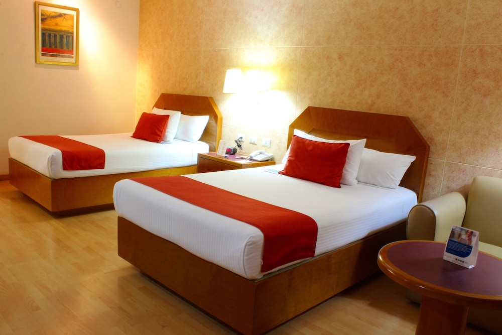 Superior Quadruple Room, 2 Double Beds, Non Smoking