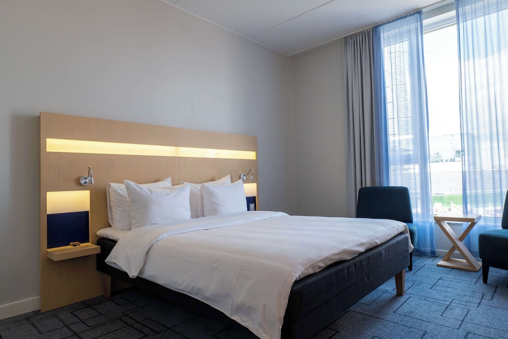 Family Room, Multiple Beds, Non Smoking - Photo 4