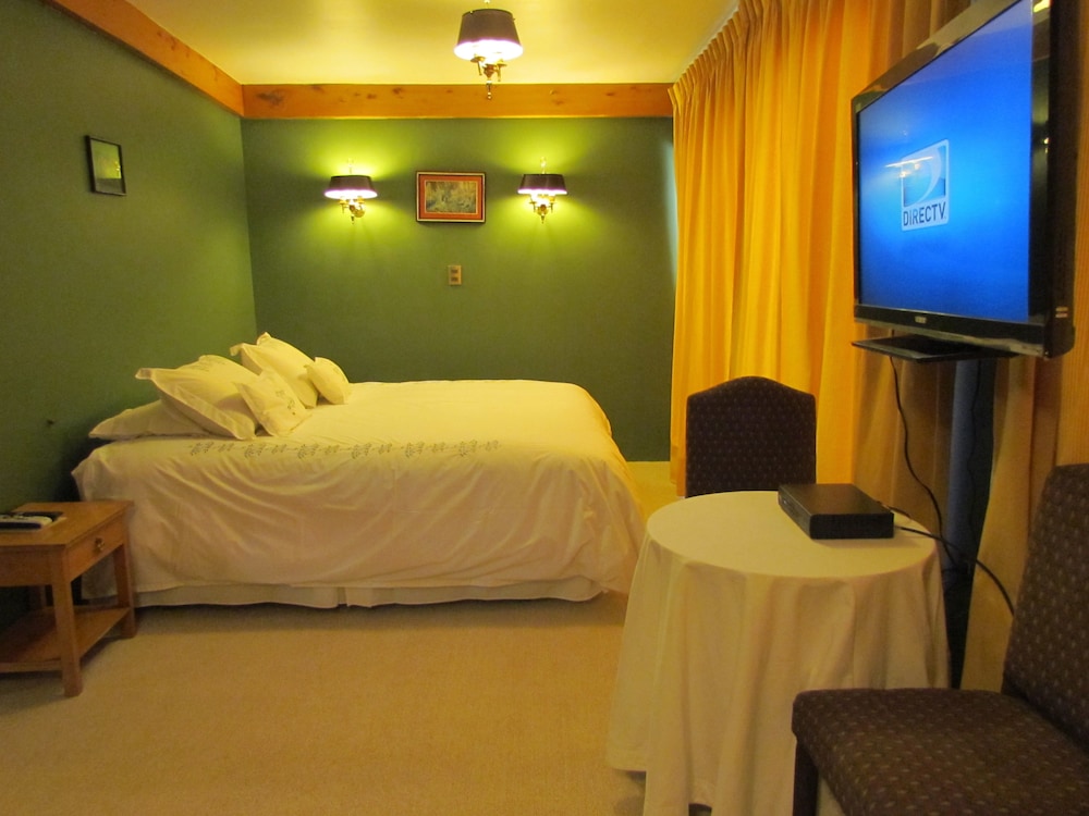 Standard Double Room, 1 Double Bed, Private Bathroom photo 3