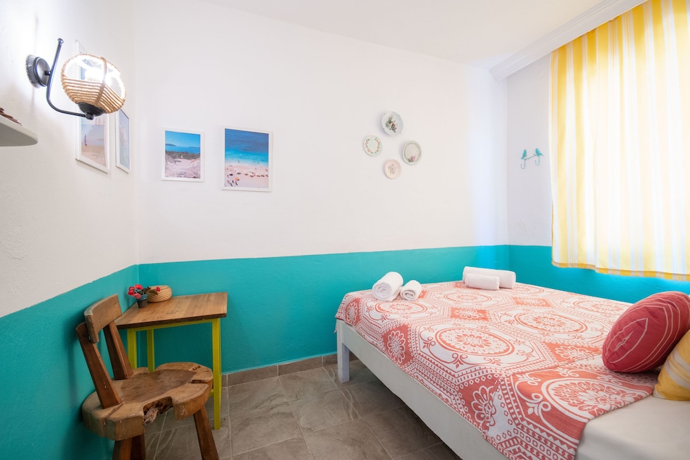 No 2 Standard Room - Photo 10