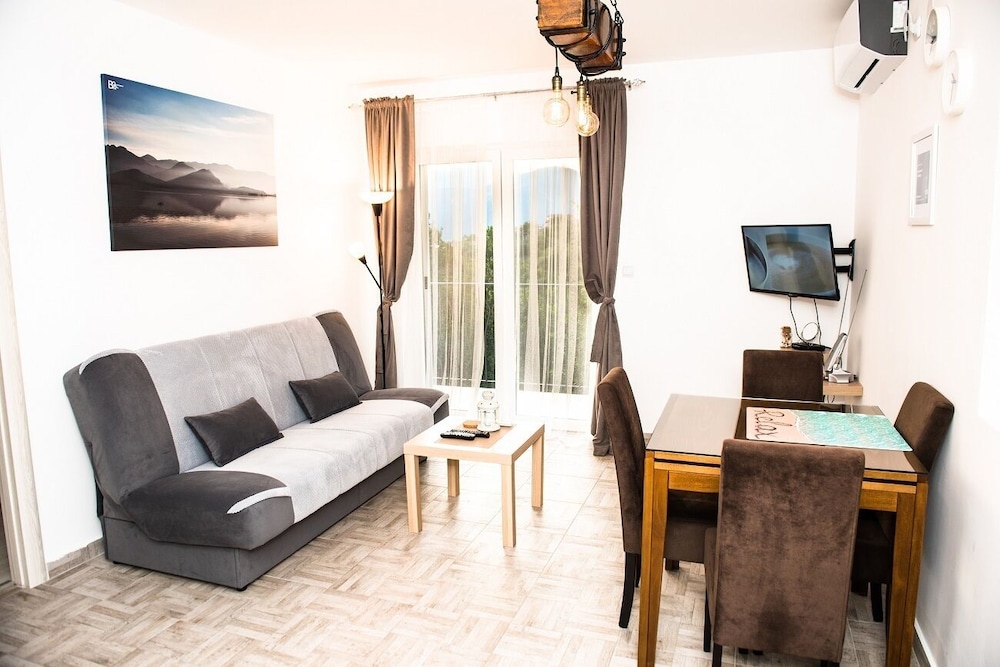 Apartment, 1 Queen Bed with Sofa bed, Sea View photo 1