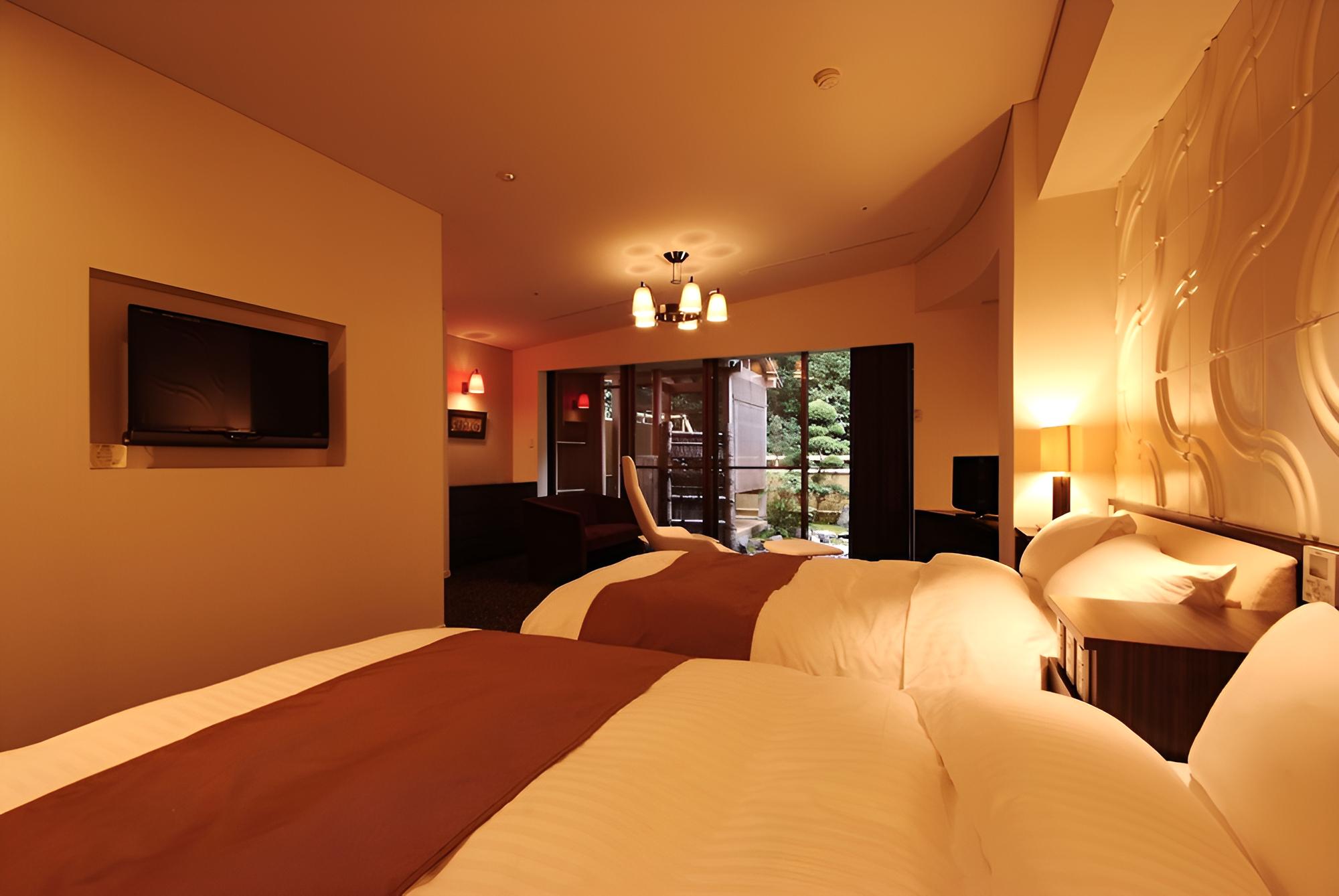 Western Style Twin Room with Open Air Bath photo 3