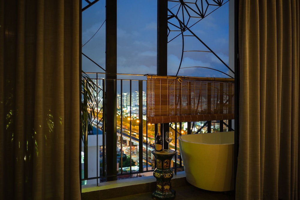 Executive Room with Balcony photo 2