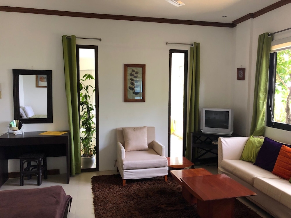 Classic Room, Partial Ocean View photo 2