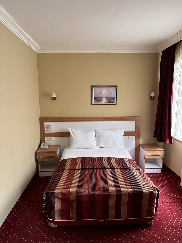 Standard Double Room photo 3