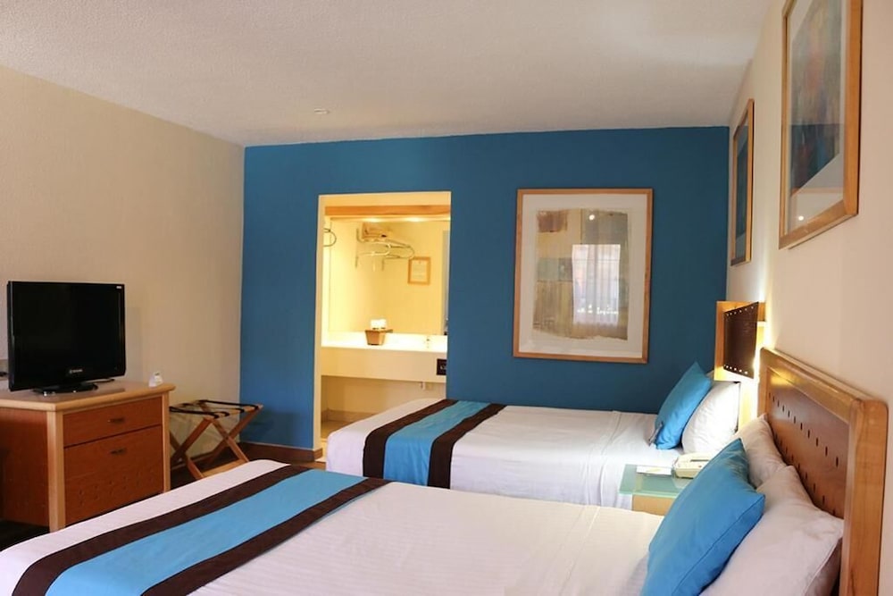 Colonial Doble, Internal View photo 2