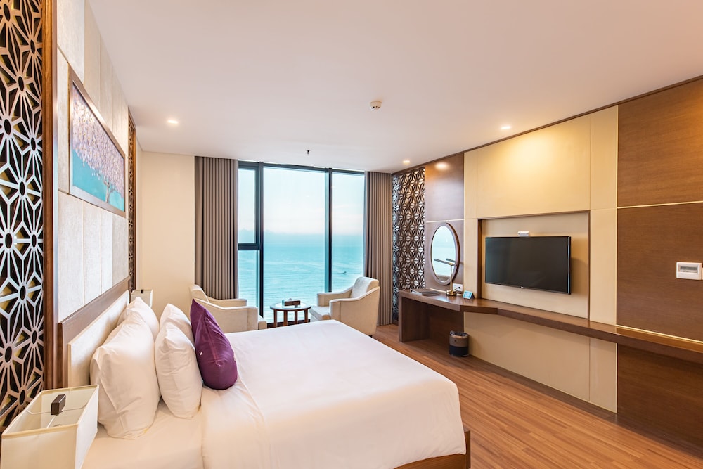 Executive Suite, Ocean View with  Afternoon Tea Per Stay photo 2